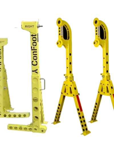 Jeu de 4 béquilles pour container maritime à quai de déchargement